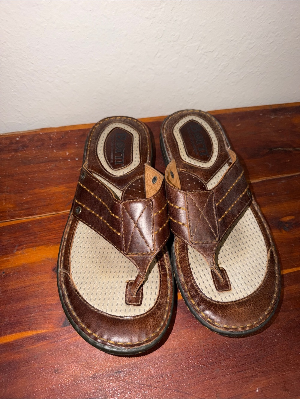 Born Men’s Flip Flops Thong Vacation Beach Boat Shoes Cruise Summer Lake sandals